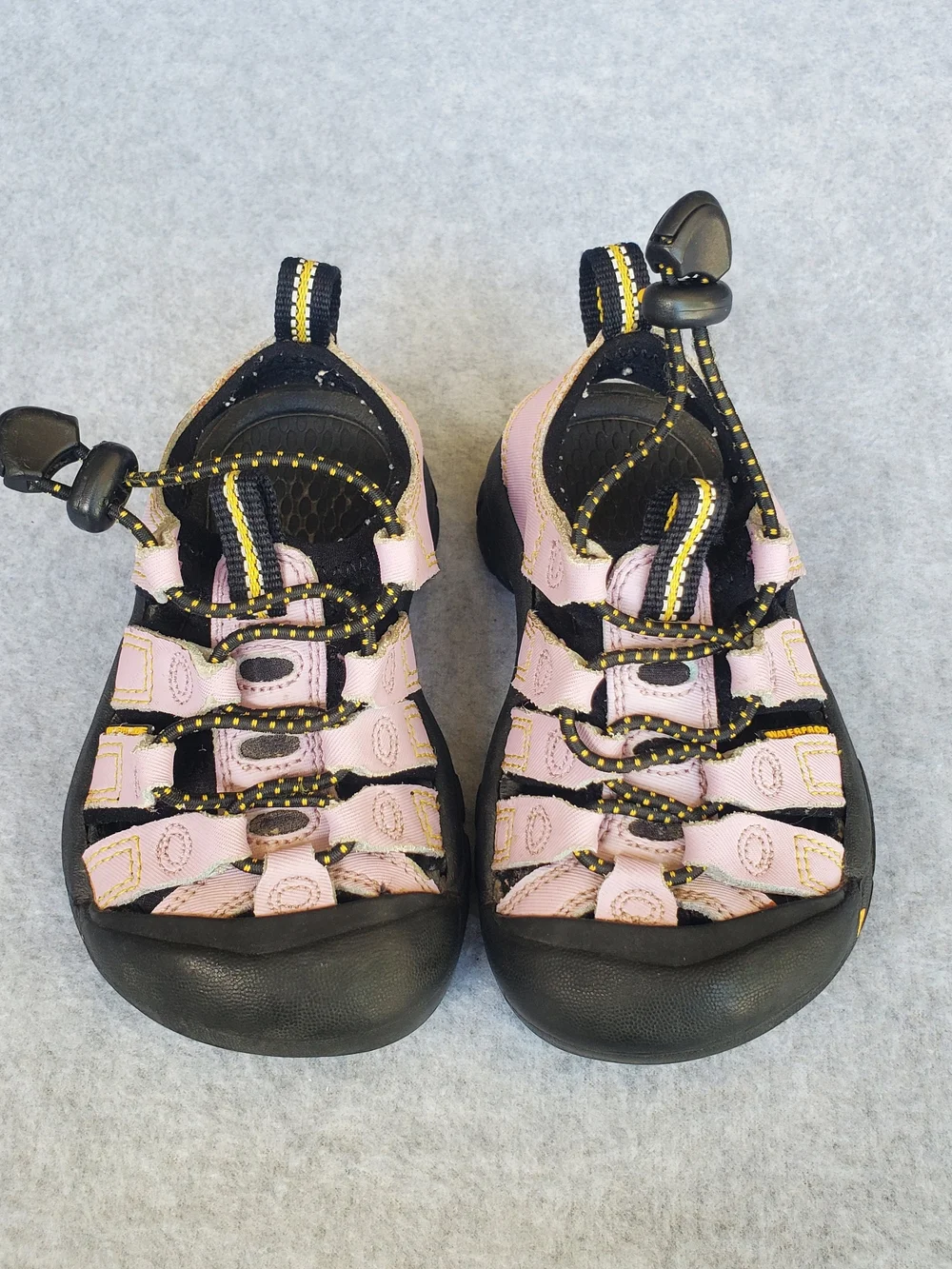 Keen Kids Pink and Black Closed‑Toe Outdoor Sandals